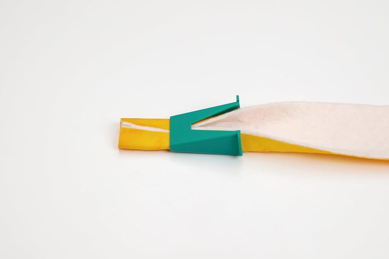 Clover Fabric Tube Maker - Image 4